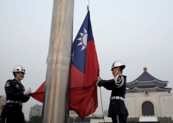 Taiwan stocks lower at close of trade; Taiwan Weighted down 1.52%