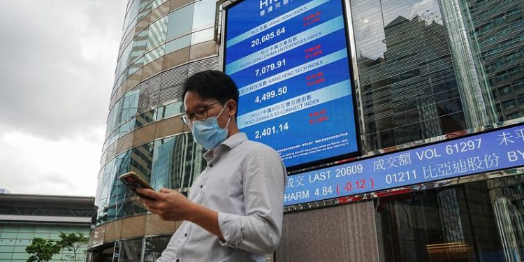 Asian stocks subdued, dollar drifts ahead of US Thanksgiving