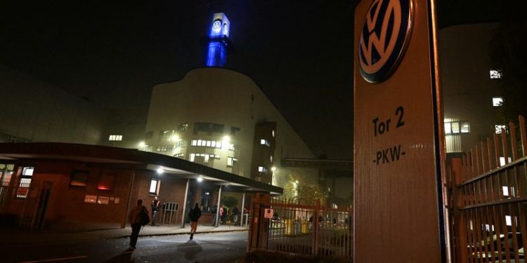 Strikes to hit Volkswagen in December as clash with labour escalates