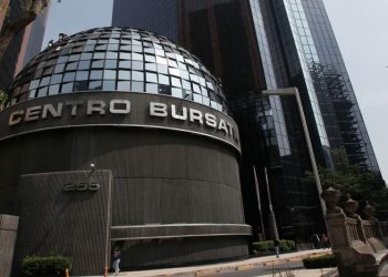 Mexico stocks higher at close of trade; S&P/BMV IPC up 0.23%
