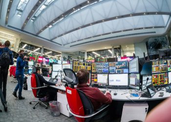 Russia stocks higher at close of trade; MOEX Russia Index up 2.30%