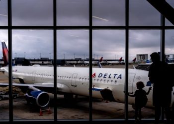 CrowdStrike moves to dismiss Delta Air Lines suit, citing contract terms