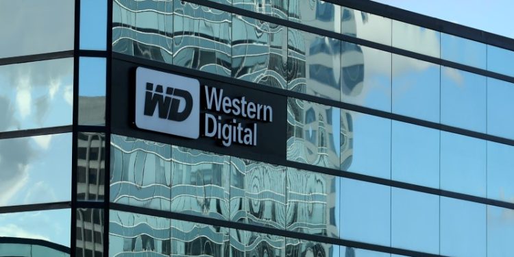 Benchmark downgrades Western Digital on growing FY25 concerns