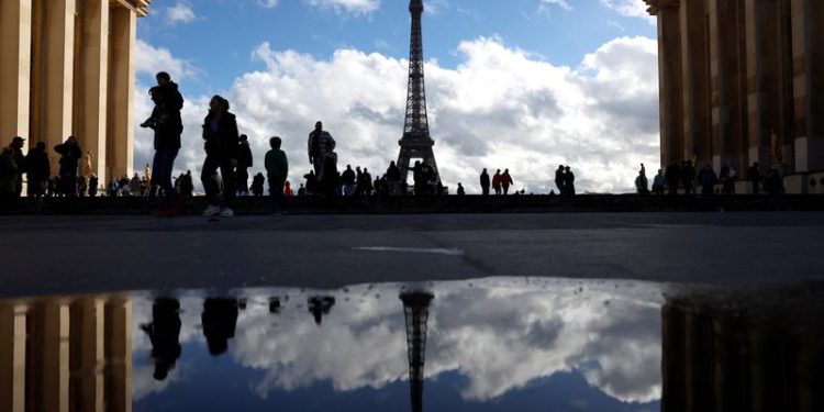 Analysis-To Europe’s economic malaise, add a leadership void