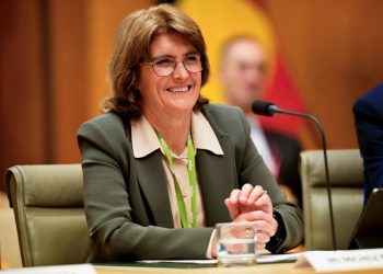 Australia central bank leaves door open to February rate cut