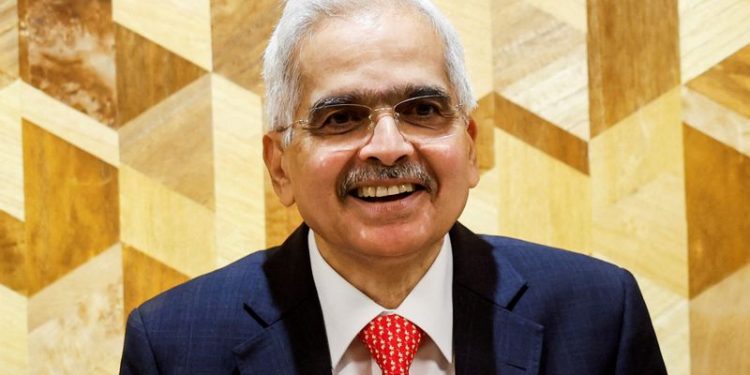 India’s outgoing cenbank chief stresses importance of restoring growth-inflation balance