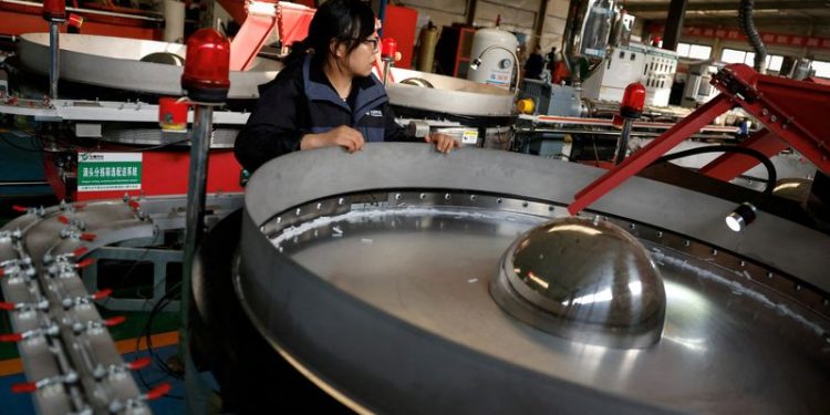 Analysis-China ready to go deeper into debt to counter Trump’s tariffs