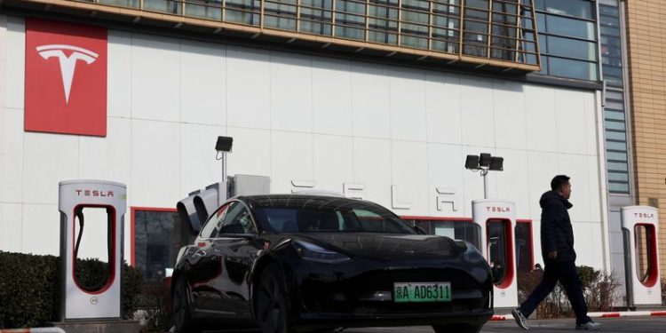 Tesla sells 21,900 EVs in China in first week of Dec, the highest in Q4