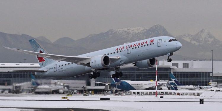 Canada government sells its Air Canada stake, Globe and Mail reports