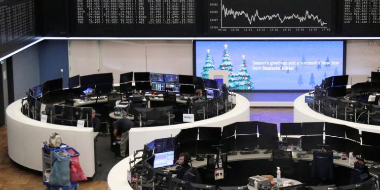 Oil, healthcare stocks knock European shares to two-week lows