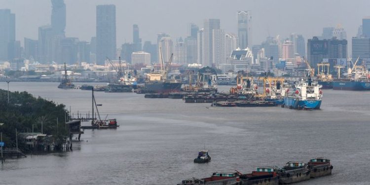 Thai minister says aiming to beat 2025 export growth forecast