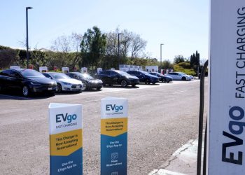 US EPA approves California plan to ban sale of gas-only cars starting in 2035