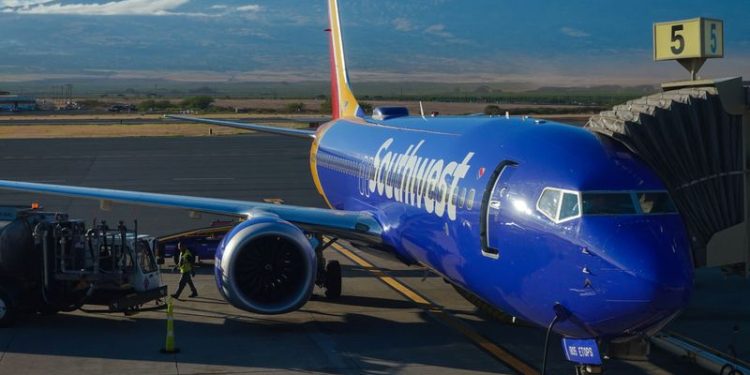 US FAA ends review of Southwest Airlines after safety incidents