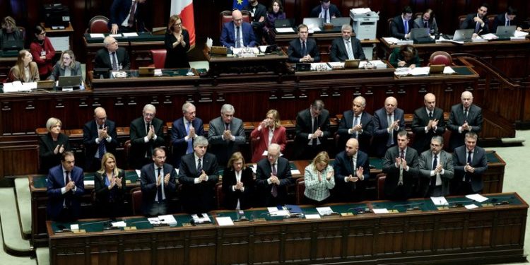 Analysis-Italy’s bonds poised for gains at expense of Germany and France in 2025