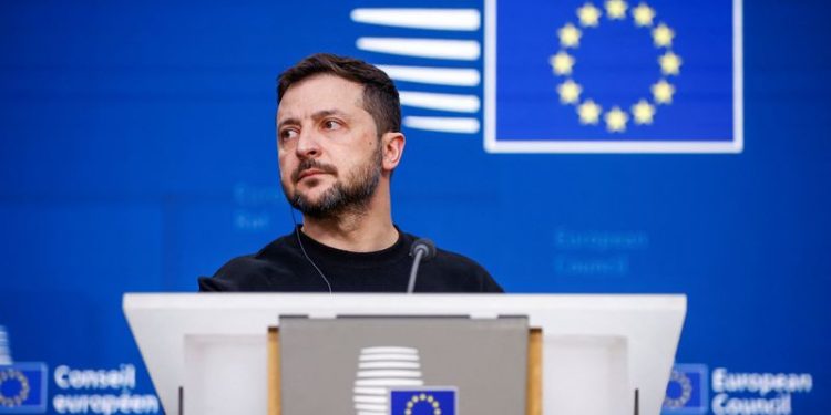 Ukraine may consider Russian gas transit if Moscow not paid during war