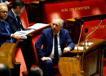 No French government before Monday evening, presidency says