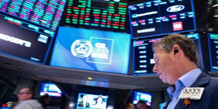 S&P 500, Nasdaq gain in choppy trading as most megacaps move higher