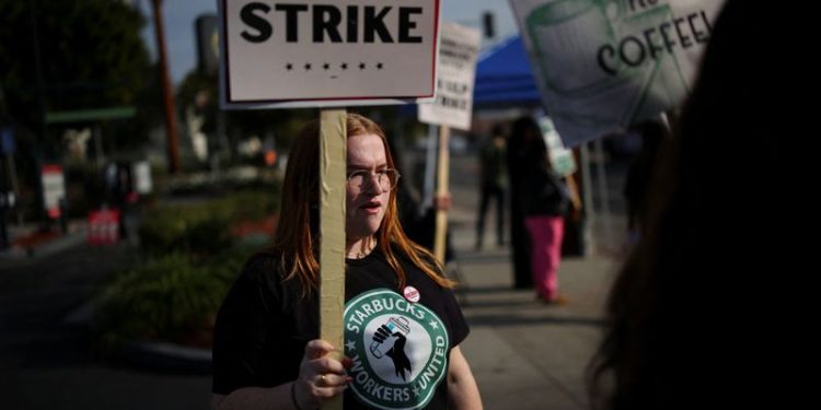 Starbucks strike to expand to over 300 US stores on Christmas Eve, union says