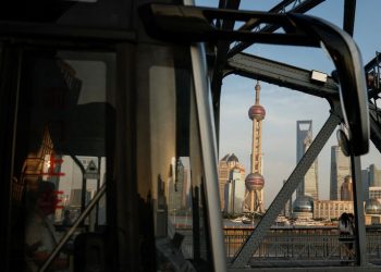 China extends license age limit for truck, bus drivers as population ages