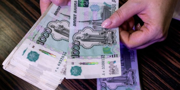 Russian rouble seen around 100 per US dollar in early 2025- Reuters poll