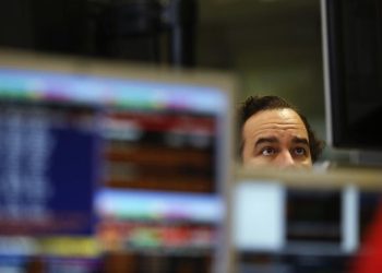 Canada stocks lower at close of trade; S&P/TSX Composite down 0.20%