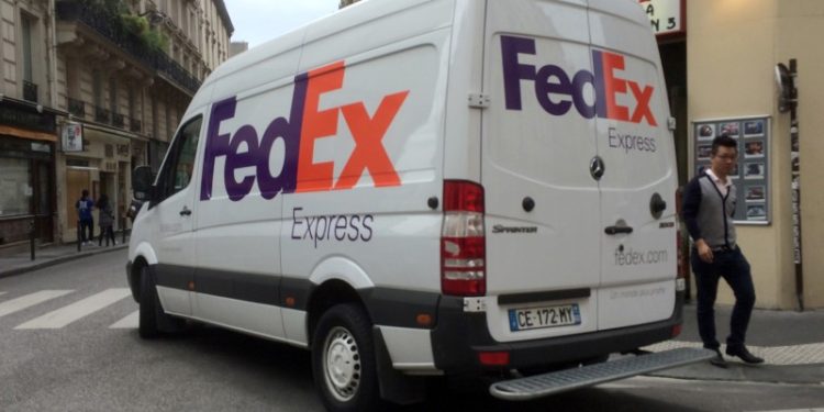 FedEx shares surge after parcel giant tospinoff freight division