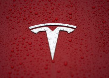 Tesla: Stifel hikes target, reiterates Buy on AI, self-driving prospects