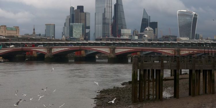 UK business confidence lowest since COVID pandemic, IoD says