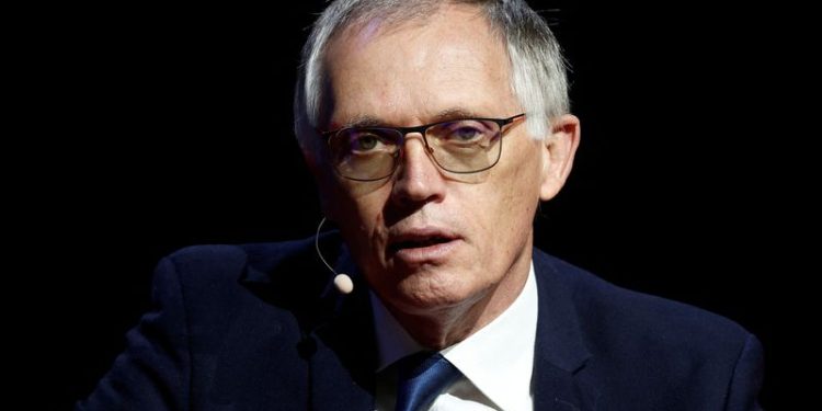 Stellantis CEO Carlos Tavares resigns