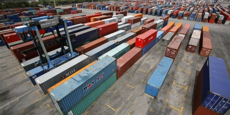 Malaysia urges Chinese firms to avoid using it to dodge U.S. tariffs