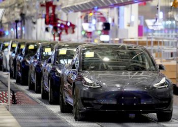 Tesla’s China-made EV sales drop 4.3% in Nov