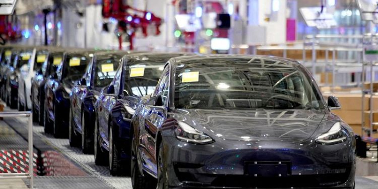 Tesla’s China-made EV sales drop 4.3% in Nov