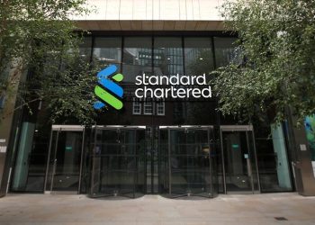 StanChart sets $200 billion new wealth assets target, focuses on Chinese and Indian wealthy