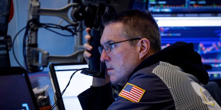 Wall St muted with focus on more data, Fed commentary
