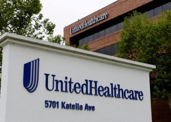 UnitedHealth forecasts 2025 profit below estimates