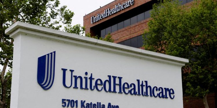 UnitedHealth forecasts 2025 profit below estimates