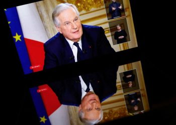 Analysis-Bond vigilantes spare France for now, but political crisis will bring more pain
