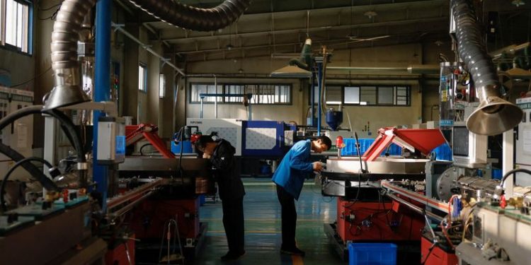 China can accept GDP growth of less than 5%, says People’s Daily