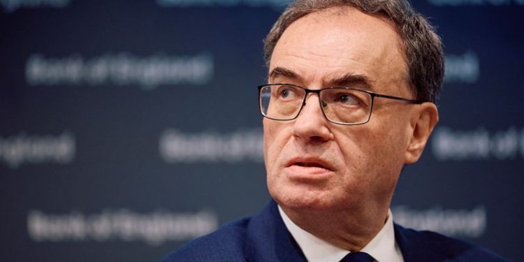 BoE’s Bailey sticks to ‘gradual’ script for rate cuts