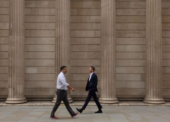 Stocks, currencies boost European hedge fund returns in November, sources say