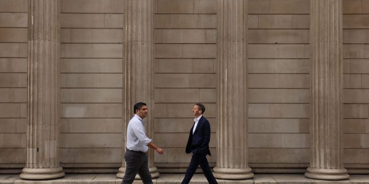 Stocks, currencies boost European hedge fund returns in November, sources say