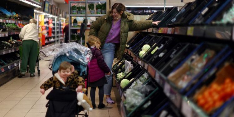 UK’s Starmer says he has not watered down economic growth pledges