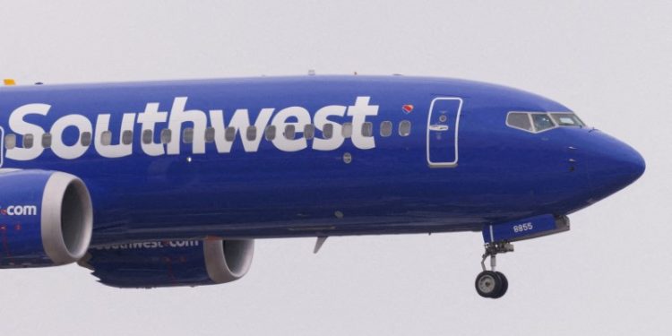 Southwest Airlines raises fourth-quarter unit revenue forecast