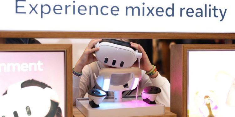 Meta partners with James Cameron’s tech venture to boost mixed reality content