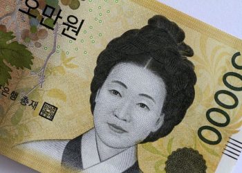 Analysis-In South Korea’s crisis playbook, currency stability is paramount