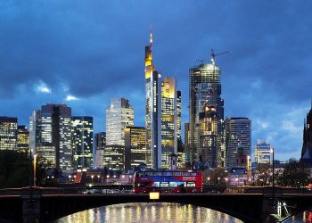 Investment banks eye 2025 income boom as Trump drives deal rebound