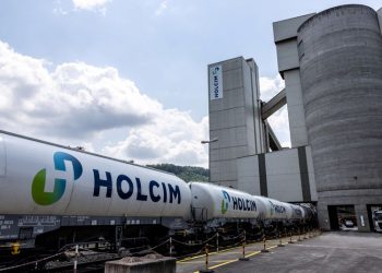 Holcim plans for US spin-off to have Swiss listing too