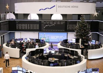 European stocks little changed ahead of US payrolls data