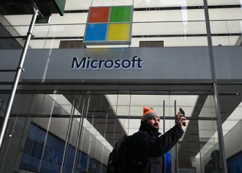 5 big analyst AI moves: Microsoft seen as must-own stock, HPE upgraded