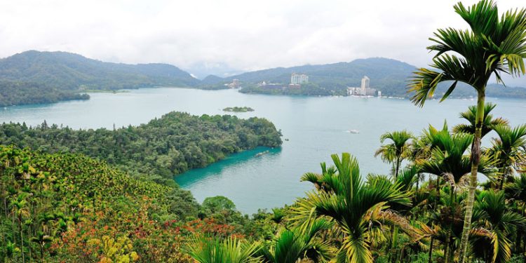 Taiwan stocks higher at close of trade; Taiwan Weighted up 0.08%